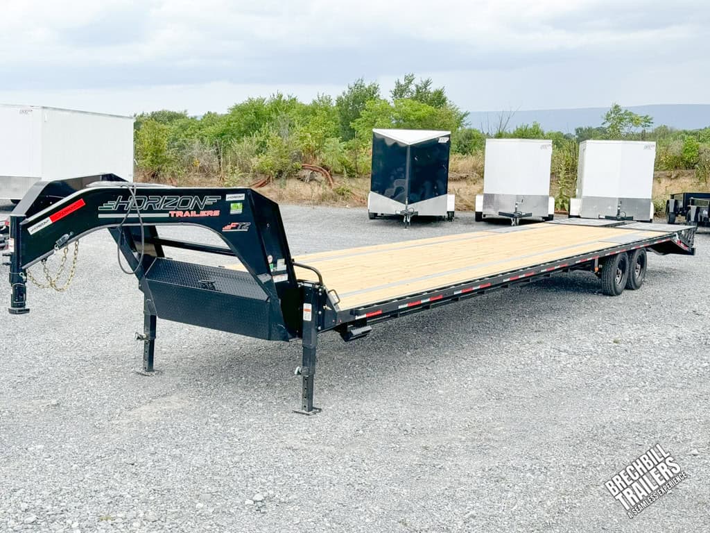 Close view of the Horizon 40ft Deck Over Gooseneck Trailer