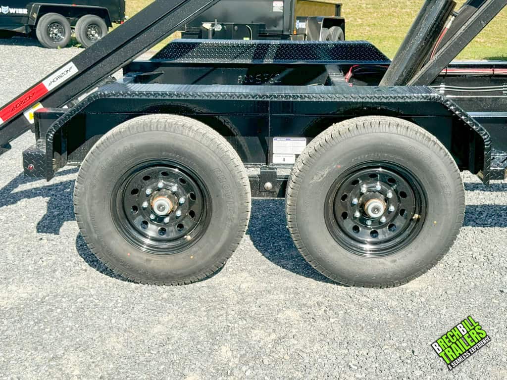 Hydraulic system on the Horizon Roll Off Trailer.