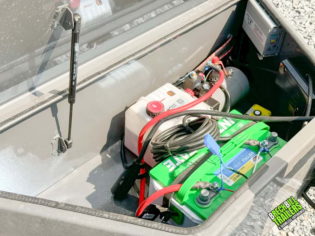 New battery and hydraulic system with motor in the box.