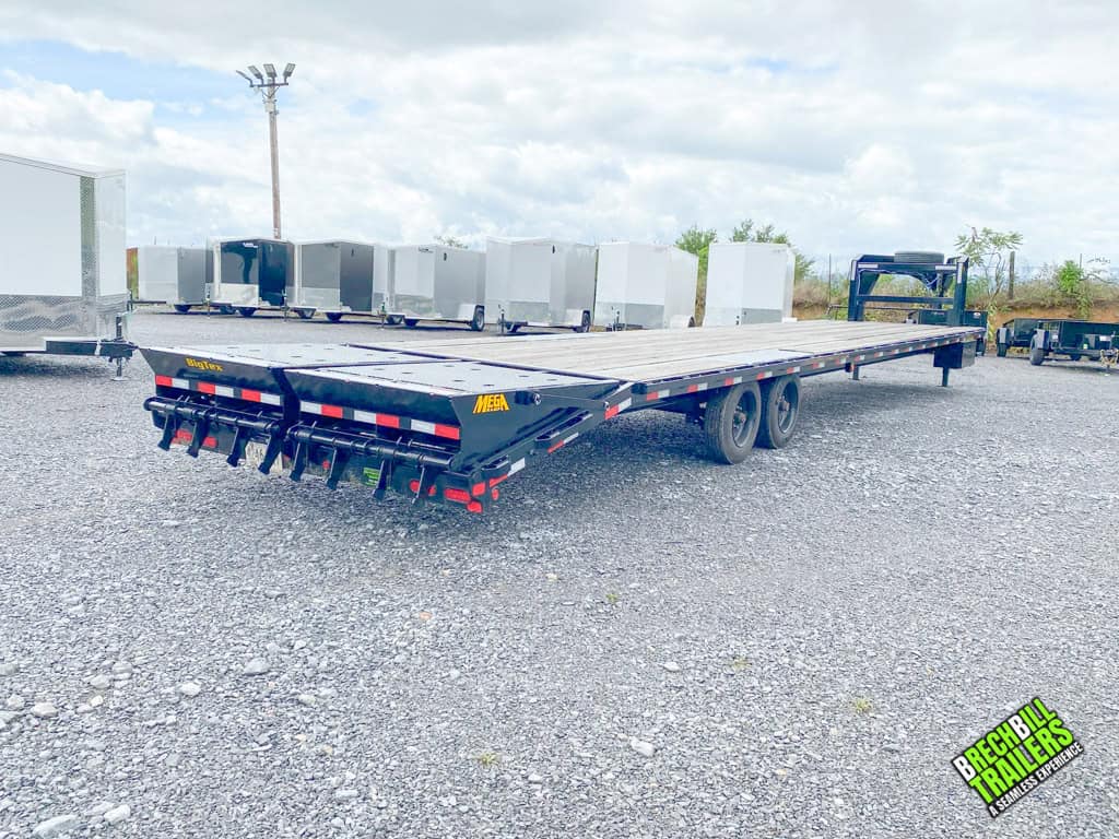 A Used Big Tex 17.5K Tandem Gooseneck Trailer parked for sale in the lot.