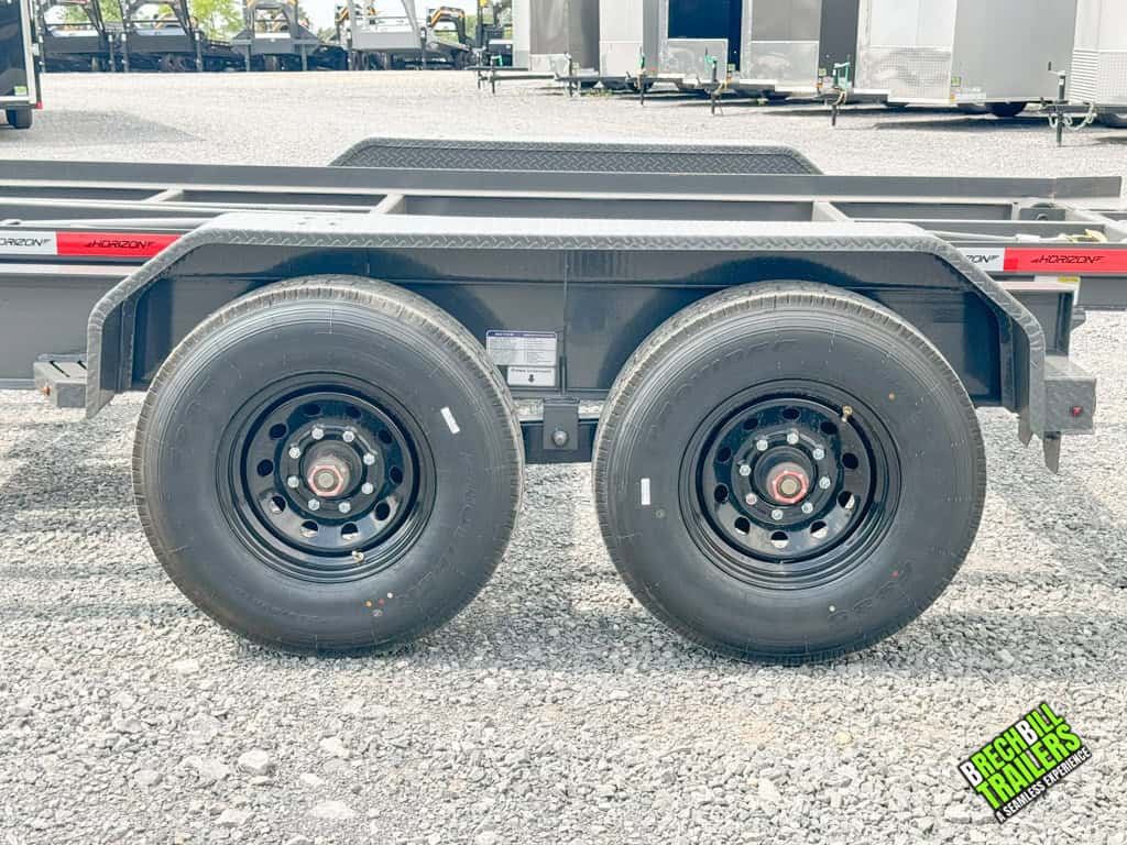 Dual axles with nice black wheels