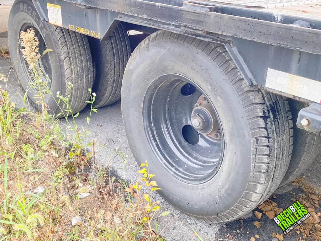 Wheels on the Used Big Tex 25.9K HD Gooseneck Trailer