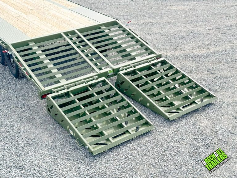 Horizon 26ft Gooseneck Trailer – Military Green, 15,680 Lbs GVWR