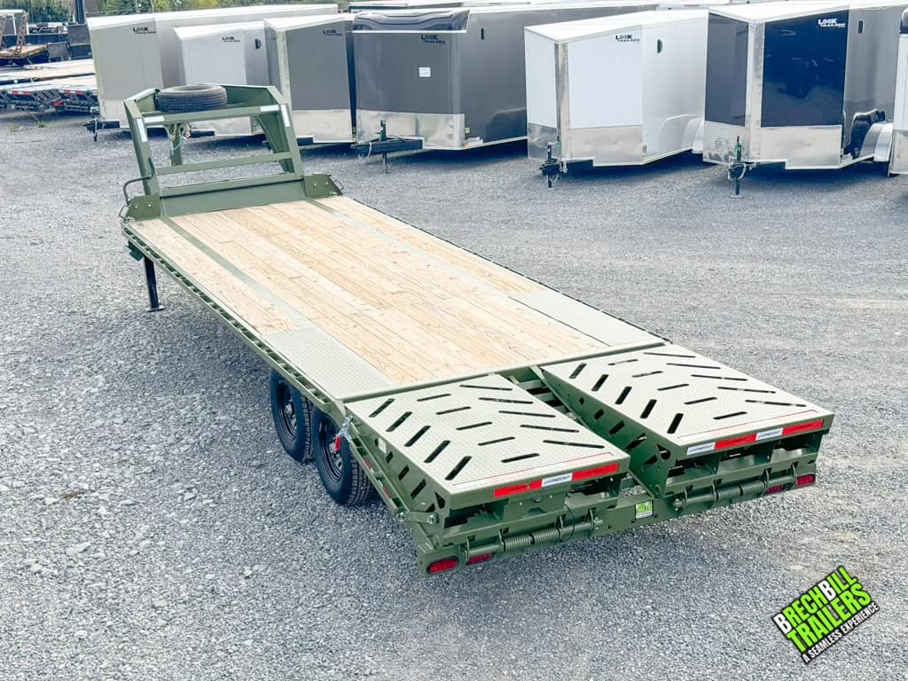 Ramps on the back of a Horizon 26ft Deck Over Gooseneck Trailer