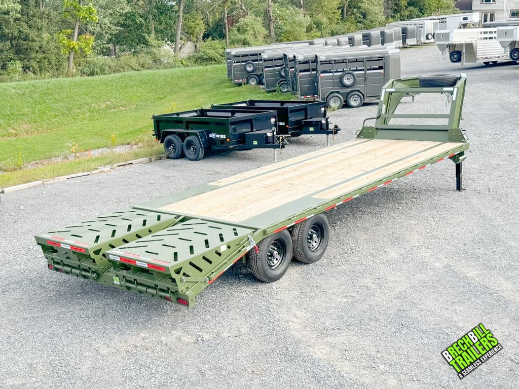 A Horizon 26ft Deck Over Gooseneck Trailer on display at Brechbill Trailers.