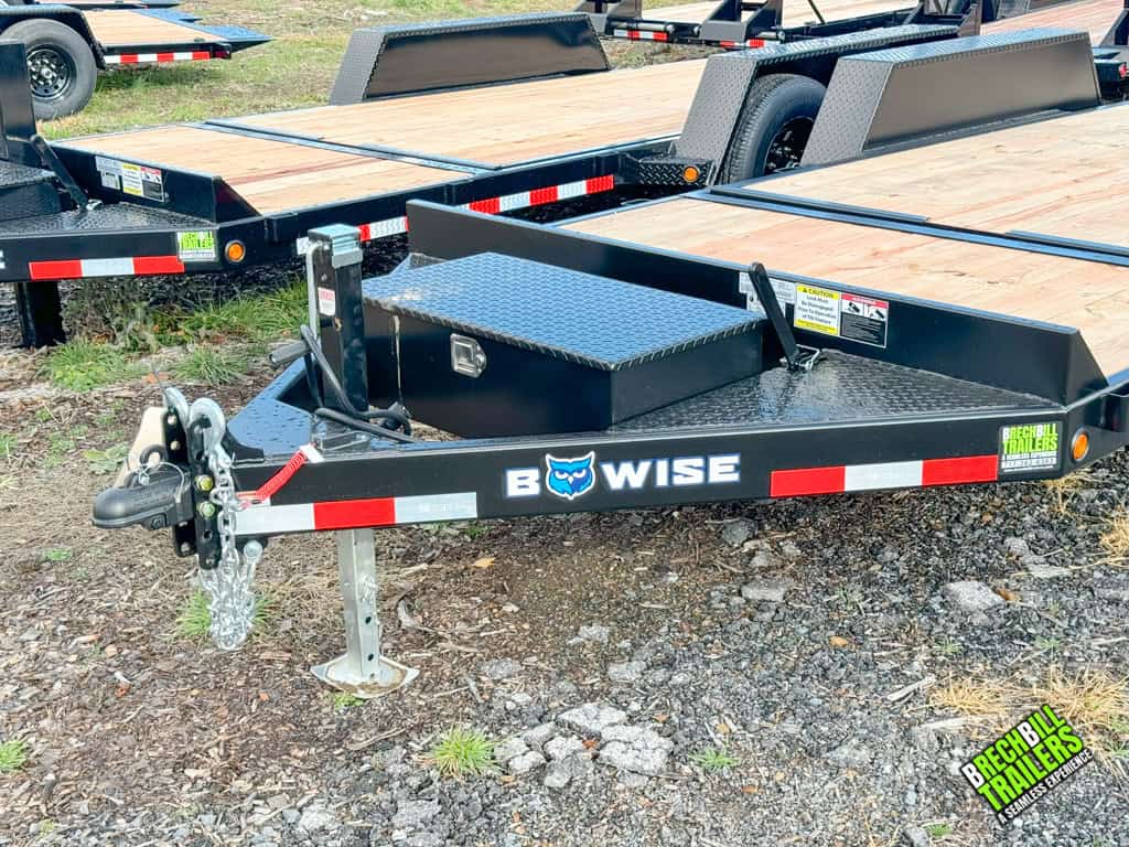 View of jack and toolbox mounted on the Bwise TG20-15 gravity tilt trailer