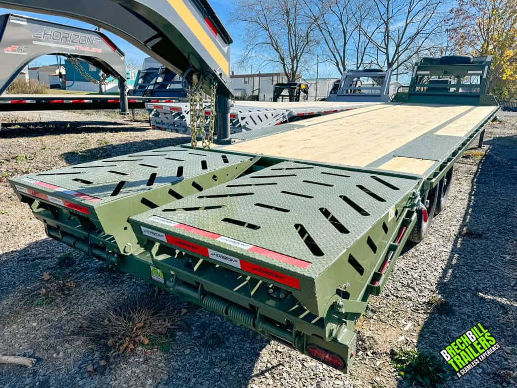 Wooden deck with mega ramps at the end of the Horizon GN-GTZ30 trailer