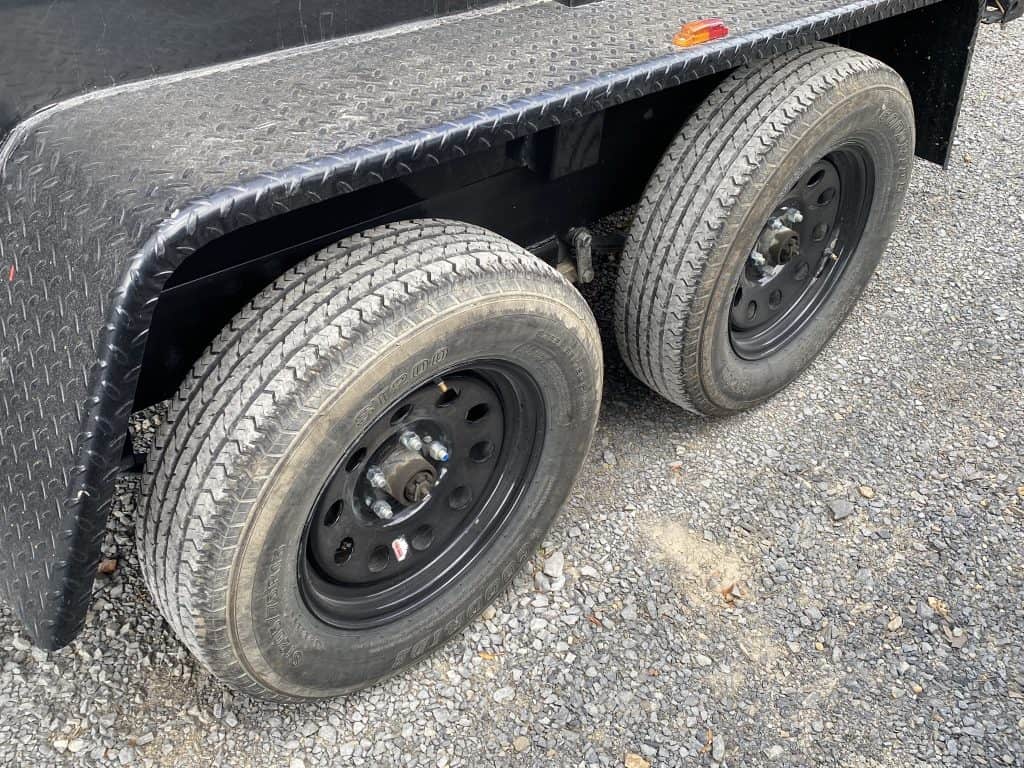 Black wheels on the trailer