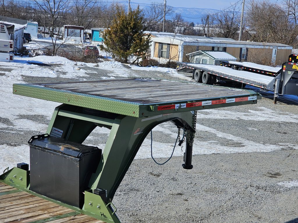 Used Horizon 40ft Flat Deck Gooseneck Trailer