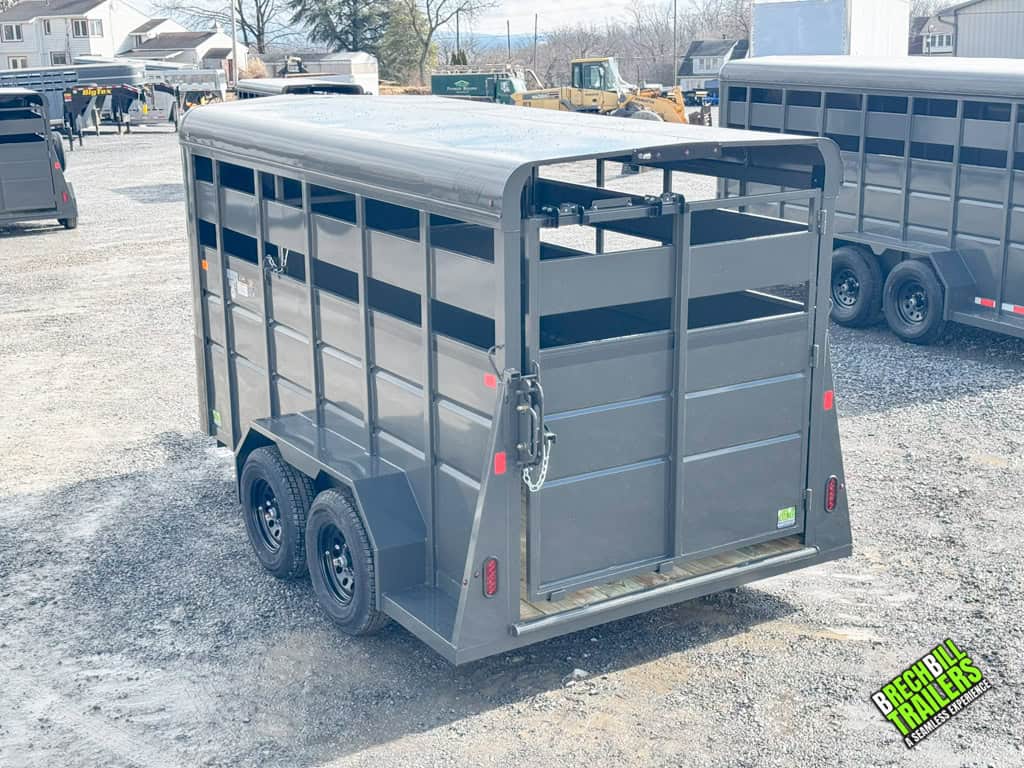 Valley 7K stock trailer
