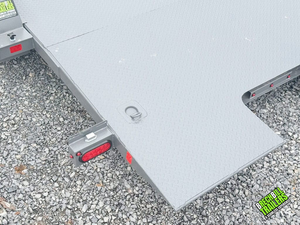 Bwise CHT 7K Car-Hauler Hydraulic Tilt display