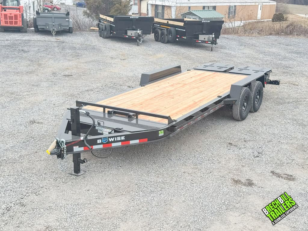 Full view of trailer deck and fenders