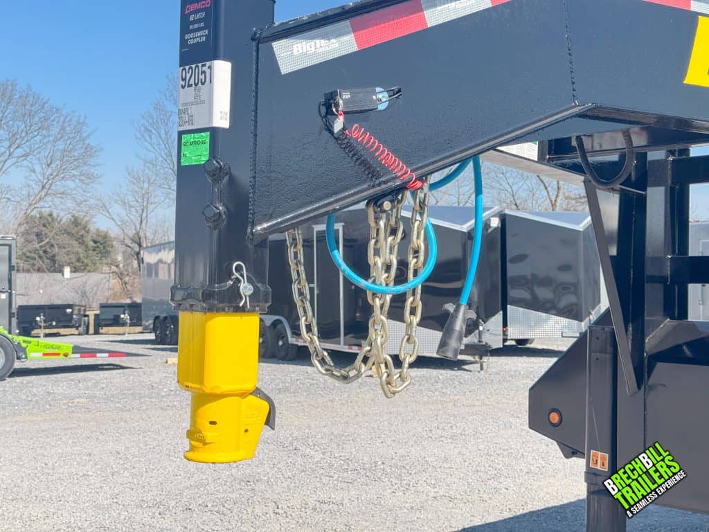 Big Tex 25.9K Heavy Duty Tandem Dual Wheel Gooseneck Trailer with yellow gooseneck