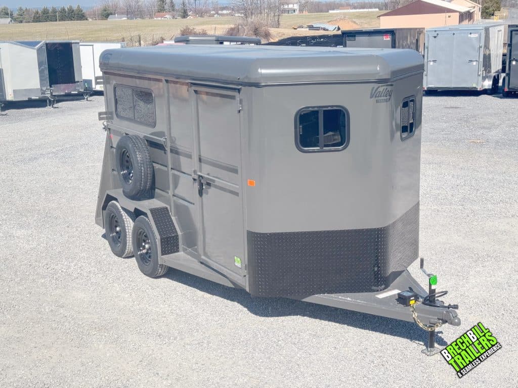 Front view of the Valley horse trailer.