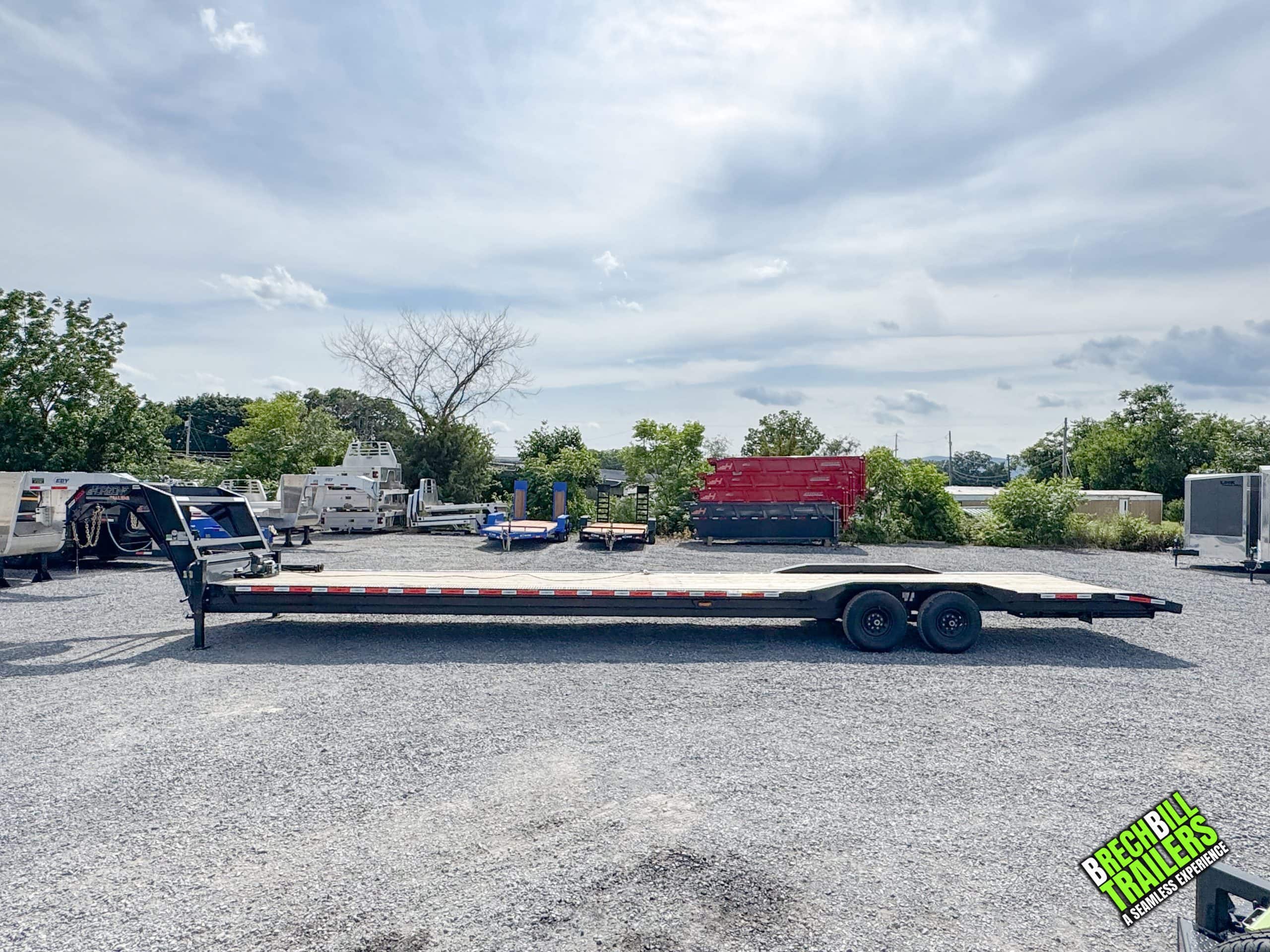 15.7K Equipment Flatbed Trailer photo 2