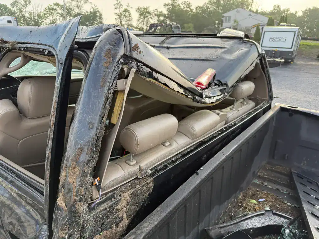 The Right Way to Load a Trailer (The 60/40 Rule Explained) 3 8