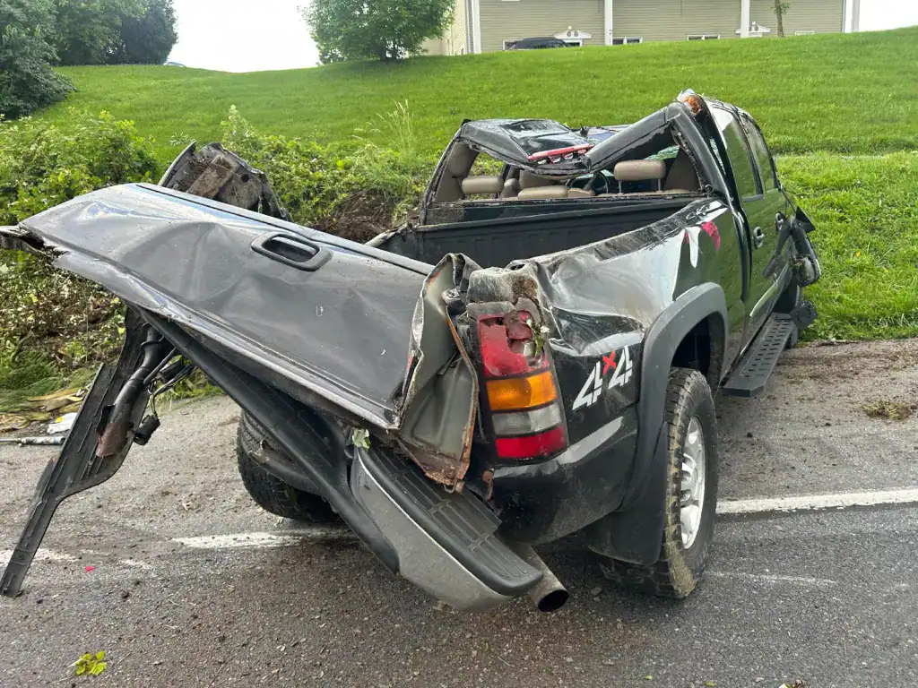 The Right Way to Load a Trailer (The 60/40 Rule Explained) 5 6