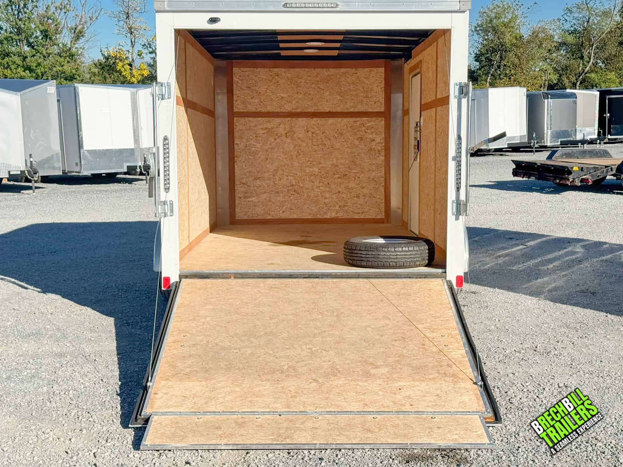 Enclosed Cargo Trailer photo 7