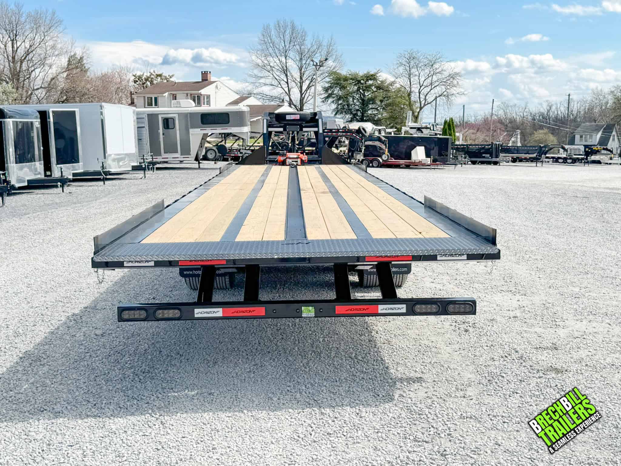Horizon CFT 40' X 102